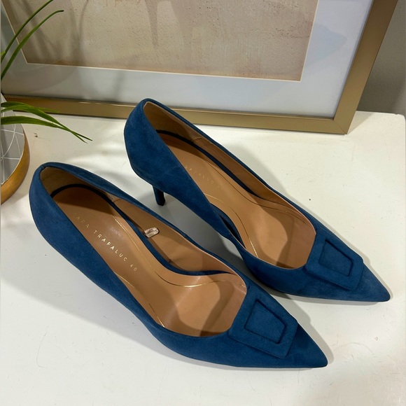 Zara Suede Pump - Size 9 - Picture 3 of 7